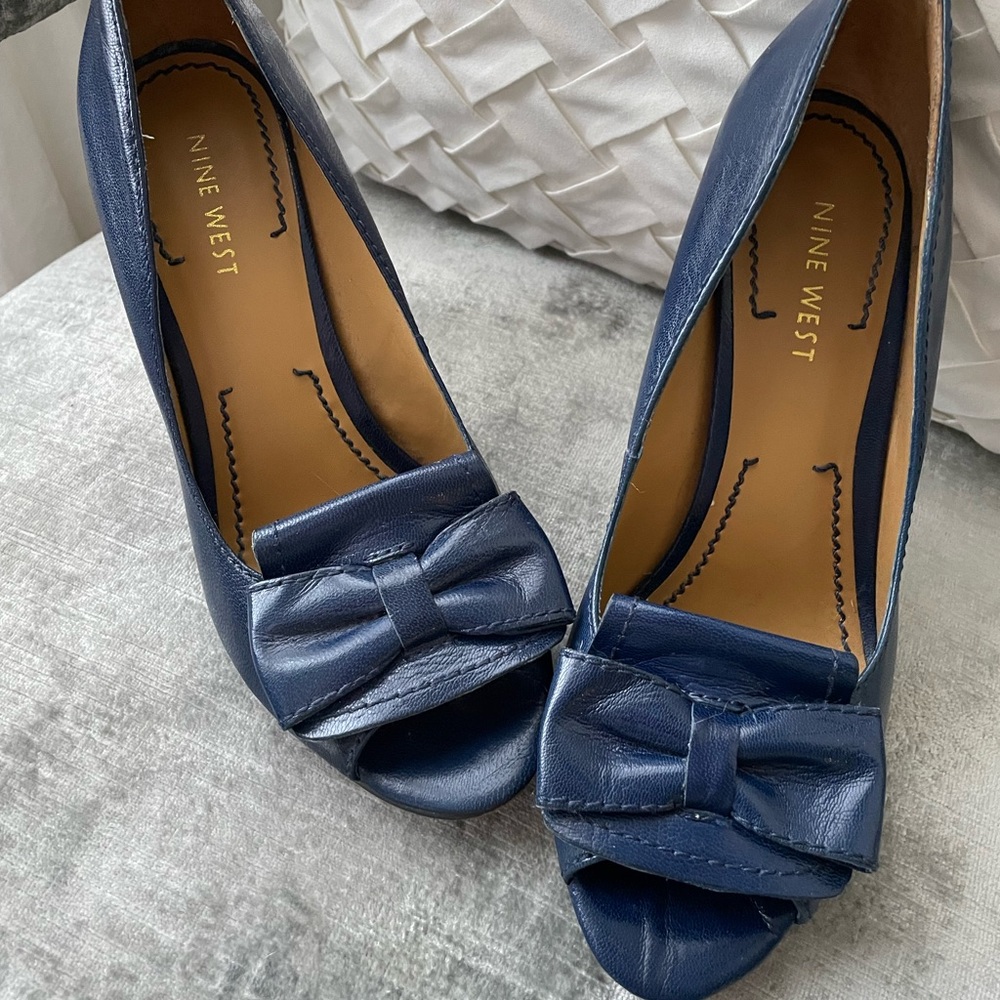 GUC Nine West Pumps